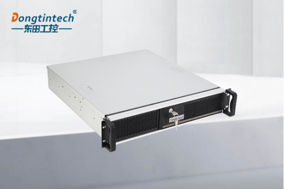 2U上架式工控机.png 2U上架式工控机.png