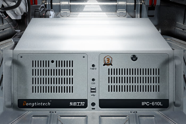 PA视讯4U机架式工控机.png PA视讯4U机架式工控机.png