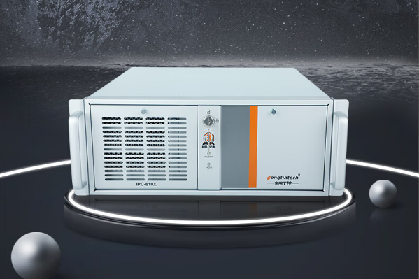 PA视讯4U工控机.png PA视讯4U工控机.png