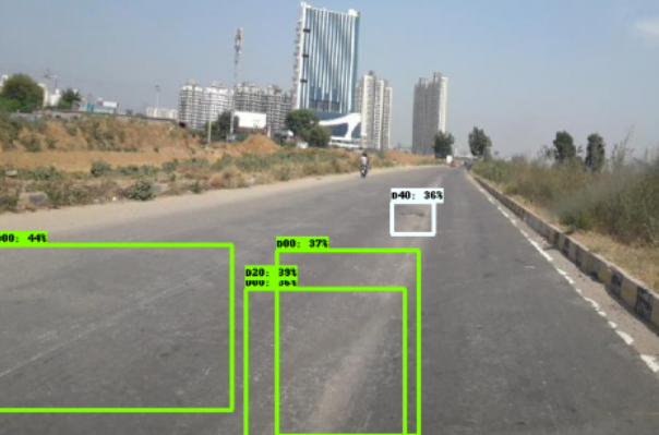 道路缺陷检测.png 道路缺陷检测.png